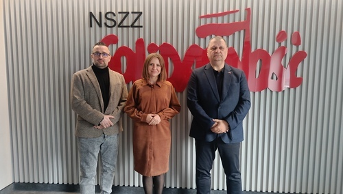 Pocztowcy z europosłanką Anną Bryłką