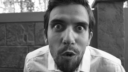 Ale heca. Modelka wystawiła na aukcję WOŚP... stare implanty piersi