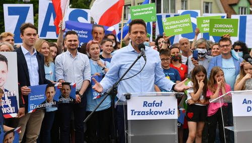 [WIDEO] "Kaleta i Ozdoba to ministrowie, a zachowali się jak chłopcy". Trzaskowski broni Nitrasa