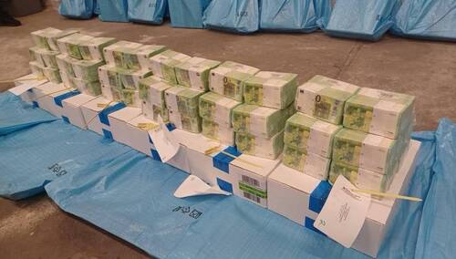 Zdjęcia przedstawiają tzw. operację "ukraińskiego konwoju złota"