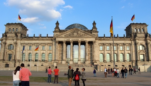 Niemcom nie podobają się imigranci. Chcą mieć prawo do zawracania przybyszów na granicy