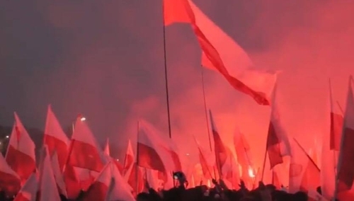 Associated Press o Marszu Niepodległości: Faszyści, ekstremiści