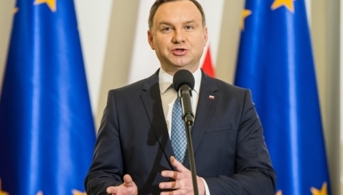 Jerzy Bukowski: Zdrajcy śmieją się nam w nos