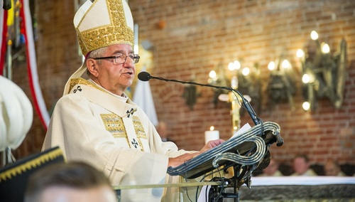 Msza z okazji Rocznicy Porozumień Sierpniowych. Abp. Głódź: "S" nigdy nie rozszczepiała pnia Ojczyzny