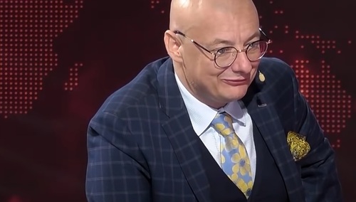 Wieliński: "Chodzą plotki, że jeden z senatorów PSL...". Żona Dukaczewskiego: "Za Miśka dałabym głowę..."