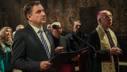 "Twej matczynej pieczy powierzamy naszą wspólnotę" Solidarność zawierzyła się Matce Bożej na Jasnej Górze