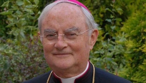 Arcybiskup Hoser specjalnym papieskim wysłannikiem