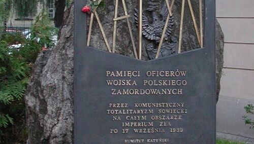 Skandal w Katyniu. Wytykają Polakom zamęczenie rosyjskich jeńców