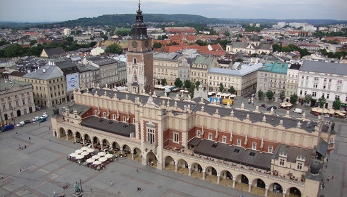 Kraków najpopularniejszym miejscem na świecie na krótkie wakacje dla Brytyjczyków. 221-procentowy wzrost