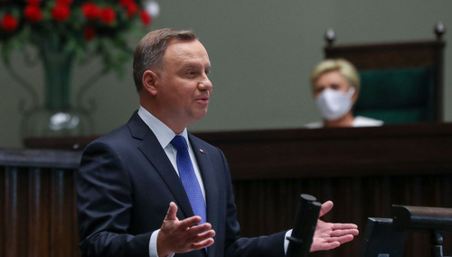 "Rz": Prezydent zaprzestał korzystania z chińskiej aplikacji. "Negatywna rekomendacja ABW"