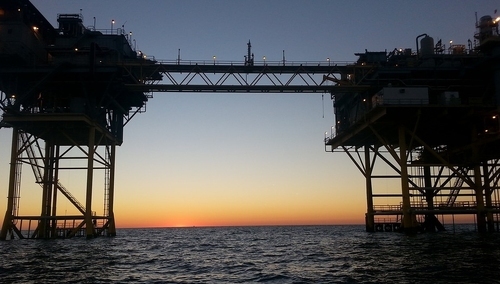 Zbigniew Kuźmiuk: Unijne prawo już nie pozwoli, aby KE „grała” razem z Gazpromem