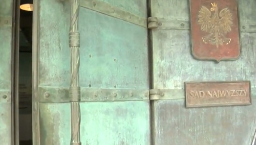 "Sędziowie stanowią teraz prawo? Kto ich wybrał?" Pierwsze komentarze po orzeczeniu SN