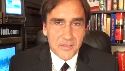 Mariusz Max Kolonko o porażkę reprezentacji obwinia… Jarosława Kaczyńskiego