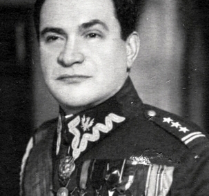 Jerzy Bukowski: Gen. Pieracki spoczął w mauzoleum