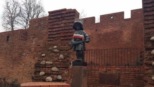 Adrian Wachowiak: II WŚ jest częścią naszej historii, a Niemcy na zawsze pozostaną w niej mordercami