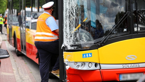NaTemat o kolejnym kierowcy w-wskiego autobusu pod wpływem narkotyków: Poważne pytania o zarządzanie W-wą