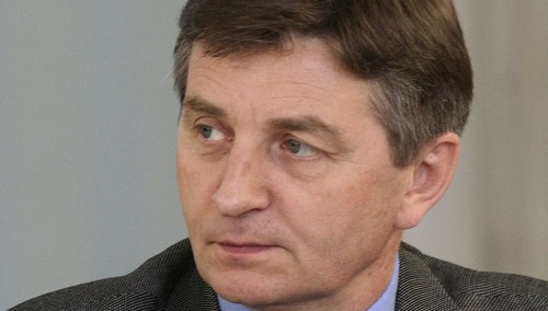 Marszałek Kuchciński prosi o rozstrzygnięcie sporu kompetencyjnego ws ułaskawienia Mariusza Kamińskiego