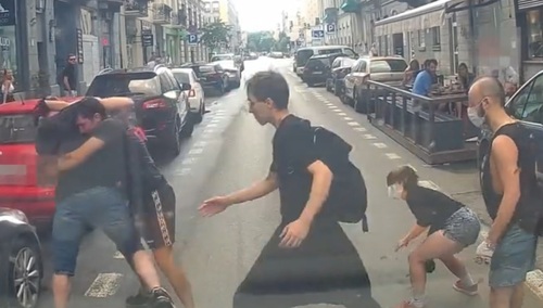 Agresywnemu bojówkarzowi Michałowi Sz. ps. "Margot" grozi do 5 lat więzienia