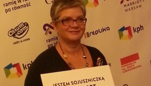 "Superniania" utyskuje na wezwanie Boga w ślubowaniu. "Wolałabym by częściej pomagał rozum"