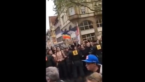 [video] Katolicka procesja w Niemczech musi być chroniona przez policję. Atakują "piewcy tolerancji"