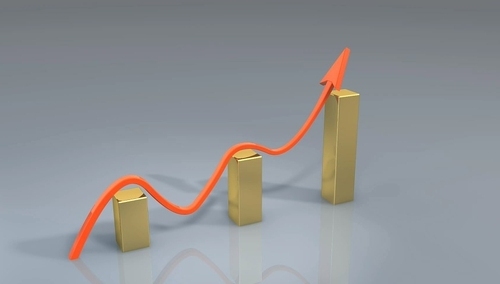 Zbigniew Kuźmiuk: Komisja Europejska podnosi prognozy wzrostu dla Polski