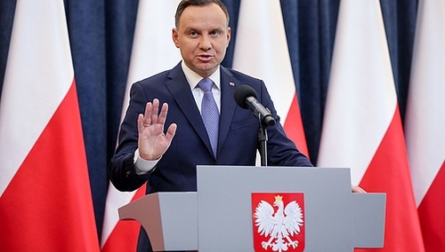 Do Sejmu trafił wniosek prezydenta o ponowne rozpatrzenie ustawy degradacyjnej. Jak uzasadnił?