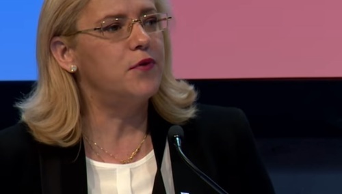 Komisarz Corina Cretu dla FAZ: "UE nie ma prawa nadużywać funduszy strukturalnych jako środka nacisku"