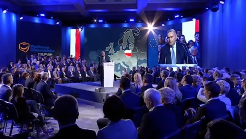 Zbigniew Kuźmiuk: Bohaterem posiedzenia Rady Krajowej Platformy okazał się prompter