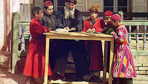 Dzieci żydowskie z nauczycielem w Samarkandzie