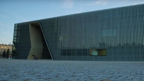 Gliński nie przedł. kontraktu dyrektorowi POLIN. Gazeta.pl na TT: "Piętnował dobrozmianowych antysemitów"