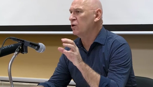 Skandal! Po wpisaniu w Google nazwiska stalinowskiego zbrodniarza, wyskakuje zdjęcie Leszka Żebrowskiego