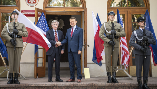 Szef MON: Zwiększanie liczebności wojsk USA w Polsce przebiega nawet szybciej niż zakładaliśmy