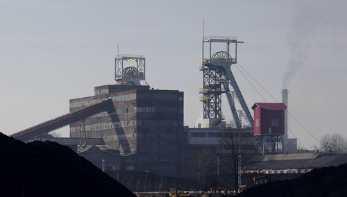 Tragiczny wypadek w kopalni Bobrek w Bytomiu. Nie żyje 41-letni górnik