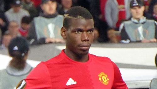 Manchester United reaguje na ataki na Paula Pogbe