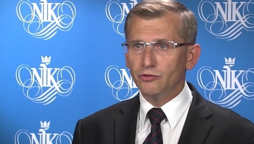 Kwiatkowski składa wyjaśnienia w prokuraturze. Prezes NIK ma usłyszeć zarzuty przekroczenia uprawnień