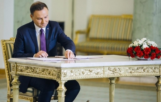 Prezydent podpisał ustawę o Karcie Nauczyciela. Będą podwyżki w oświacie