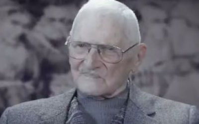 [video] Poruszająca wypowiedź więźnia niemieckich obozów koncentracyjnych nt. "polskich obozów śmierci"