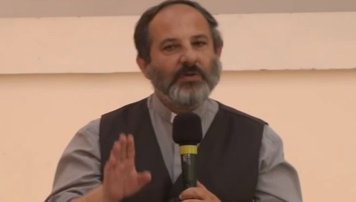 Ks. Isakowicz-Zaleski: IPN nie rozliczy UPA. Andrzej Duda i MSZ wciąż "na kolanach" przed Poroszenką