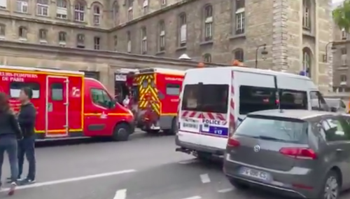 Francja. Sprawca ataku na paryską komendę policji gromadził tajne dokumenty służb