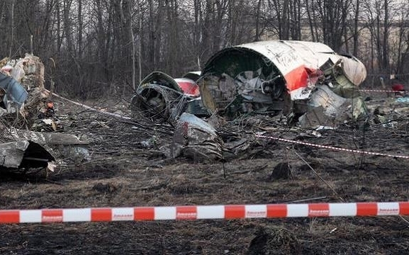 Prok Parulski zgodził się by polscy lekarze i śledczy nie uczestniczyli w sekcjach zwłok ofiar katastrofy