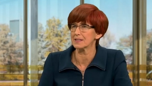 Minister Rafalska: rząd nie wycofuje się z obniżenia wieku emerytalnego