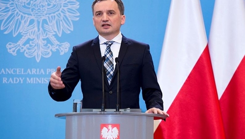 [video] Nokaut. Min. Ziobro ujawnia dokument PO: "System uniemożliwia odpowiedzialność karną sędziów"