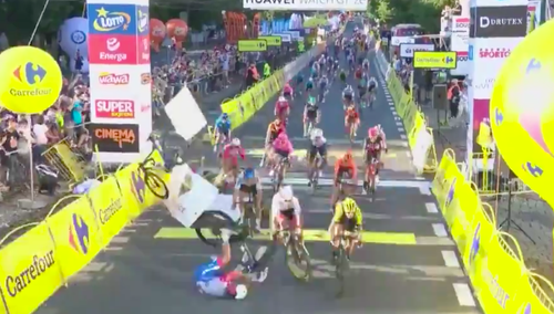 [WIDEO] Makabryczny wypadek na finiszu pierwszego etapu Tour de Pologne