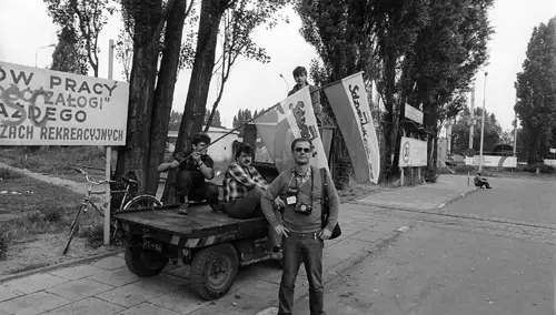 "Oddaje TS całe serce". Tomasz Gutry kończy 80 lat