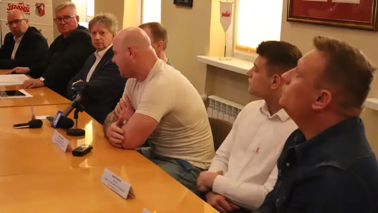 Konferencja prasowa Solidarności w sprawie sytuacji w firmie Agro-Rydzyna