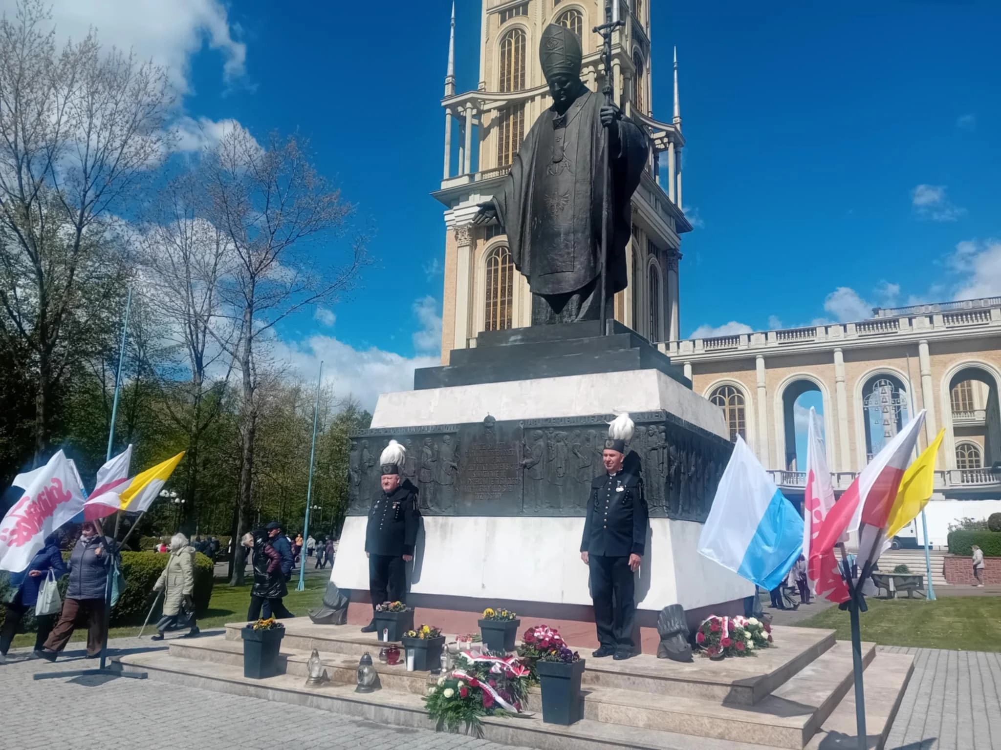 a5ce3069-b2fc-457f-aab3-1f156bb2433a (1)