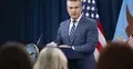 Pete Hegseth przemawia na konferencji prasowej