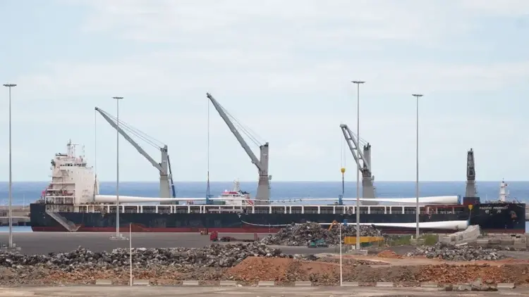 MV Hondius w porcie of Granadilla de Abona na tenerfyfie