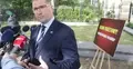 Prof. Przemysław Czarnek podczas konferencji prasowej