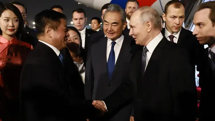 Władimir Putin z wizytą w Pekinie